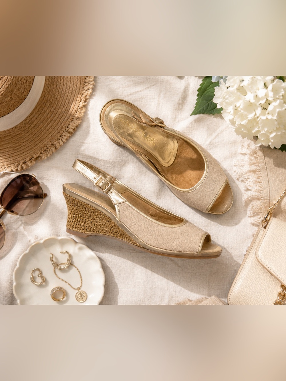 Aerosoles Dozen Roses Gold Linen Slingback Wedge Peep Toe Sandals 9M